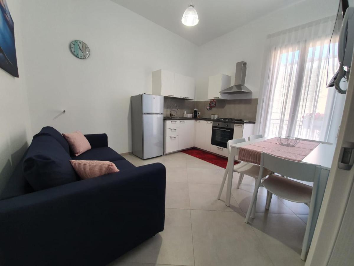 Magilu Case Con Jacuzzi Castellammare del Golfo Eksteriør billede